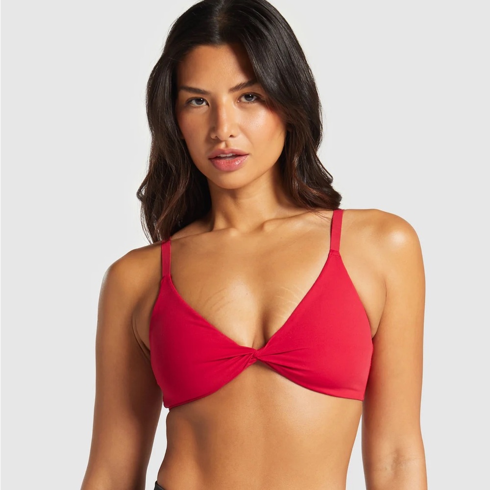 Gym shark twist front bralette in carmine red